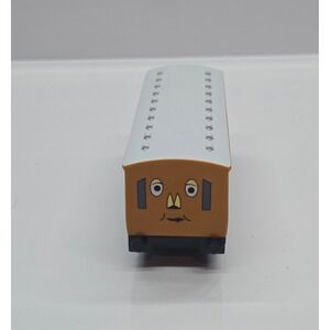 Tomy Thomas & Friends Clarabel Passenger Coach Train Car 2004 TrackMaster Plarai